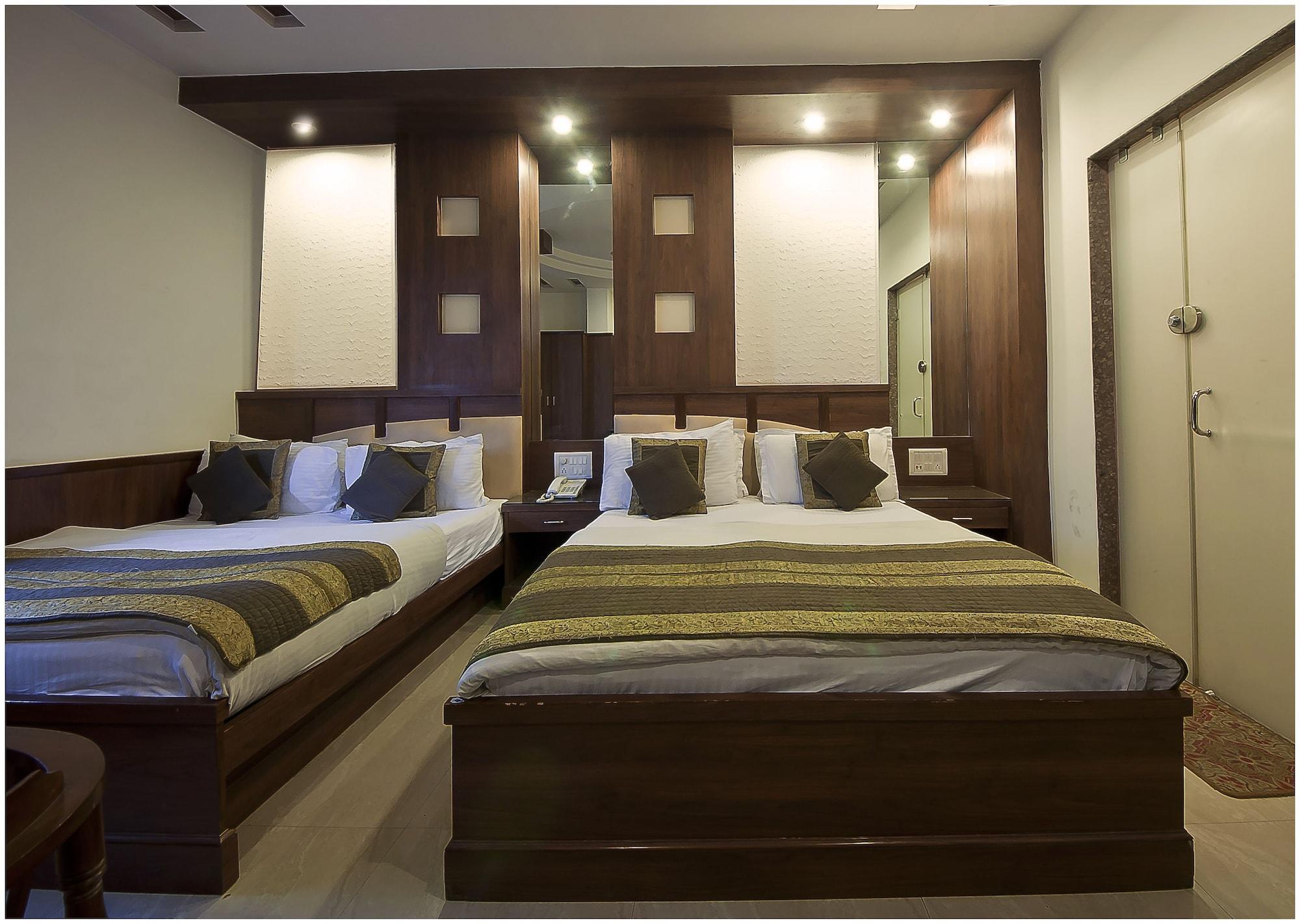Hotel Baba Deluxe Near New Delhi Railway Station And City Center -By Rcg Hotels 外观 照片
