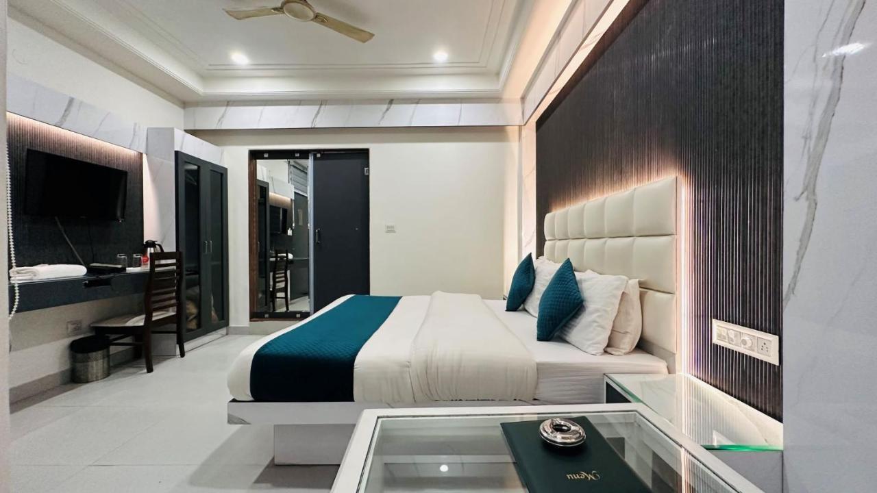 Hotel Baba Deluxe Near New Delhi Railway Station And City Center -By Rcg Hotels 外观 照片