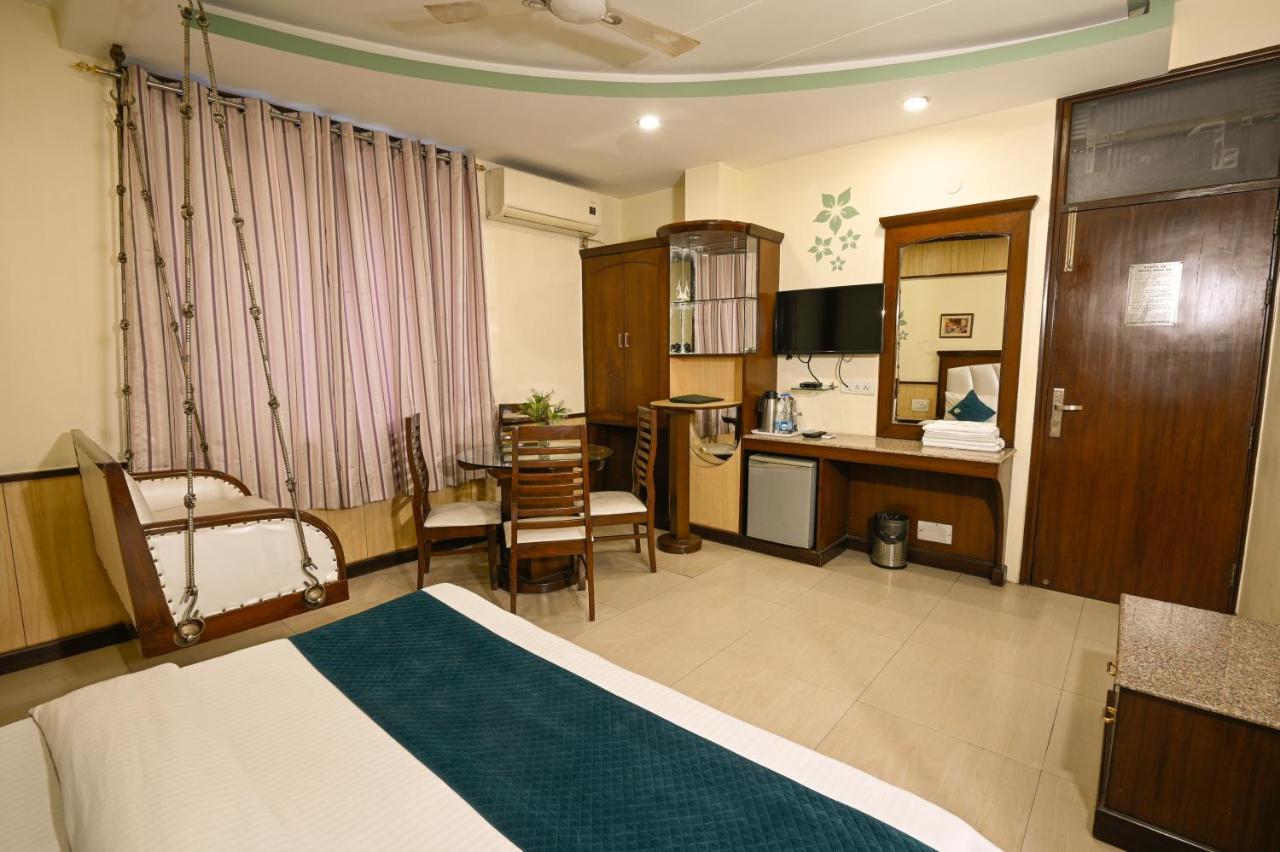 Hotel Baba Deluxe Near New Delhi Railway Station And City Center -By Rcg Hotels 外观 照片
